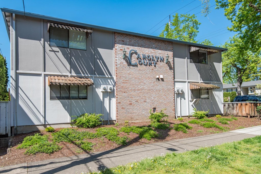 Carolyn Court | Exterior