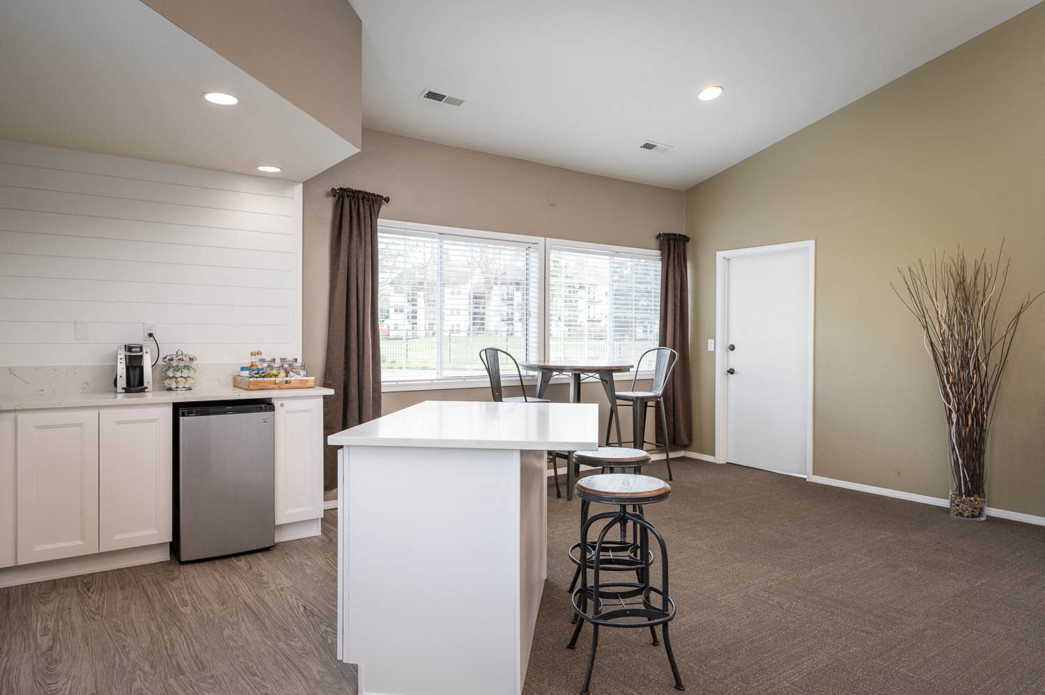 Sundial | Clubhouse Kitchen