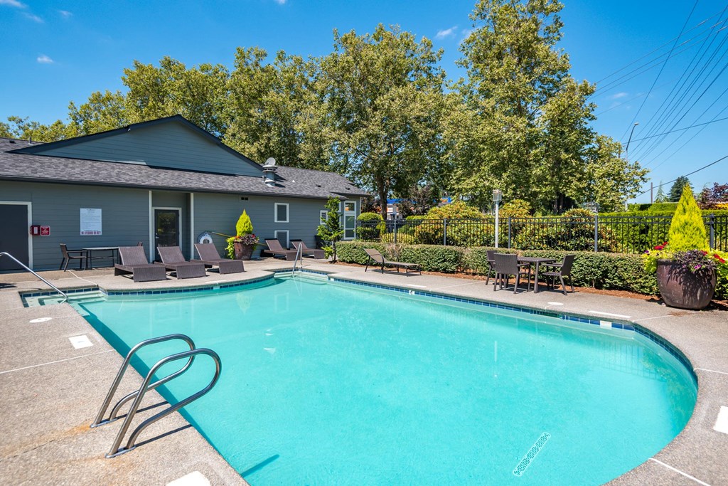 Riverwood | Outdoor Pool Area