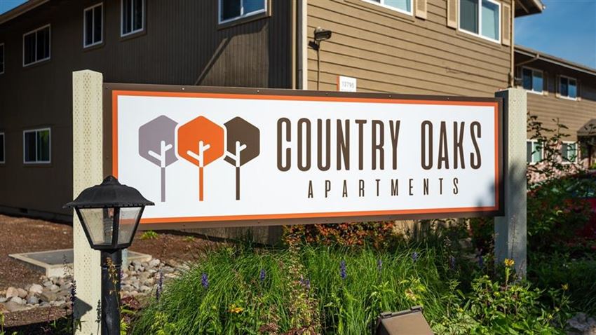 Country Oaks Apartments - Photo Gallery 1