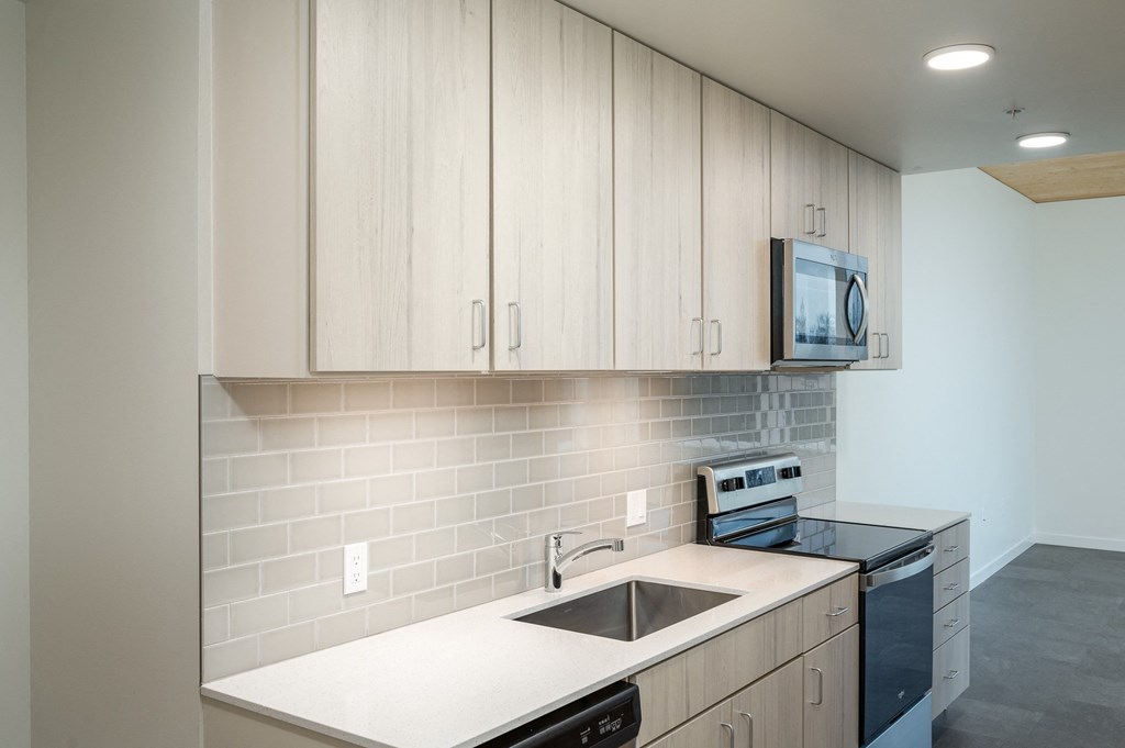 Crosswood | One Bedroom Kitchen