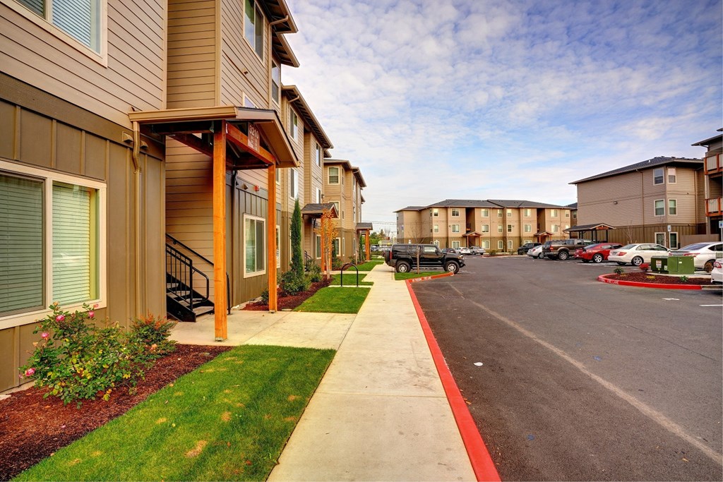 Exterior of Willow Tree Place