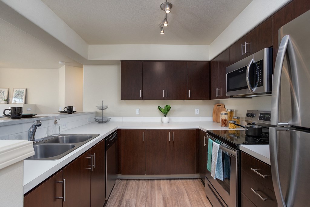 Edgewater | Kitchen