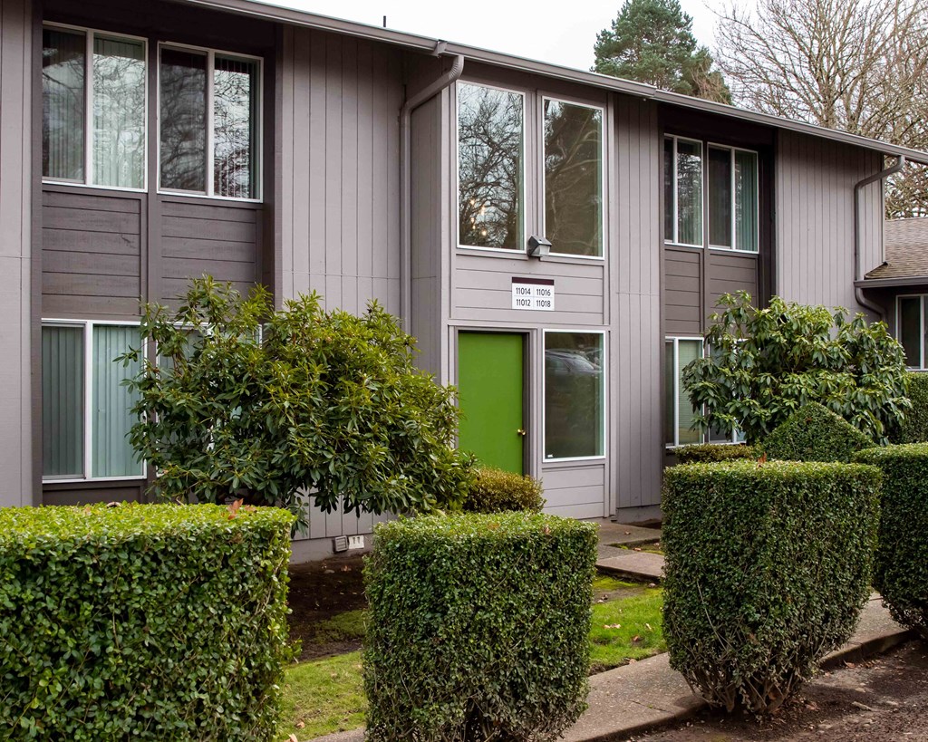 Englewood Terrace Apartments, 10960 SW Springwood Drive, Tigard, OR