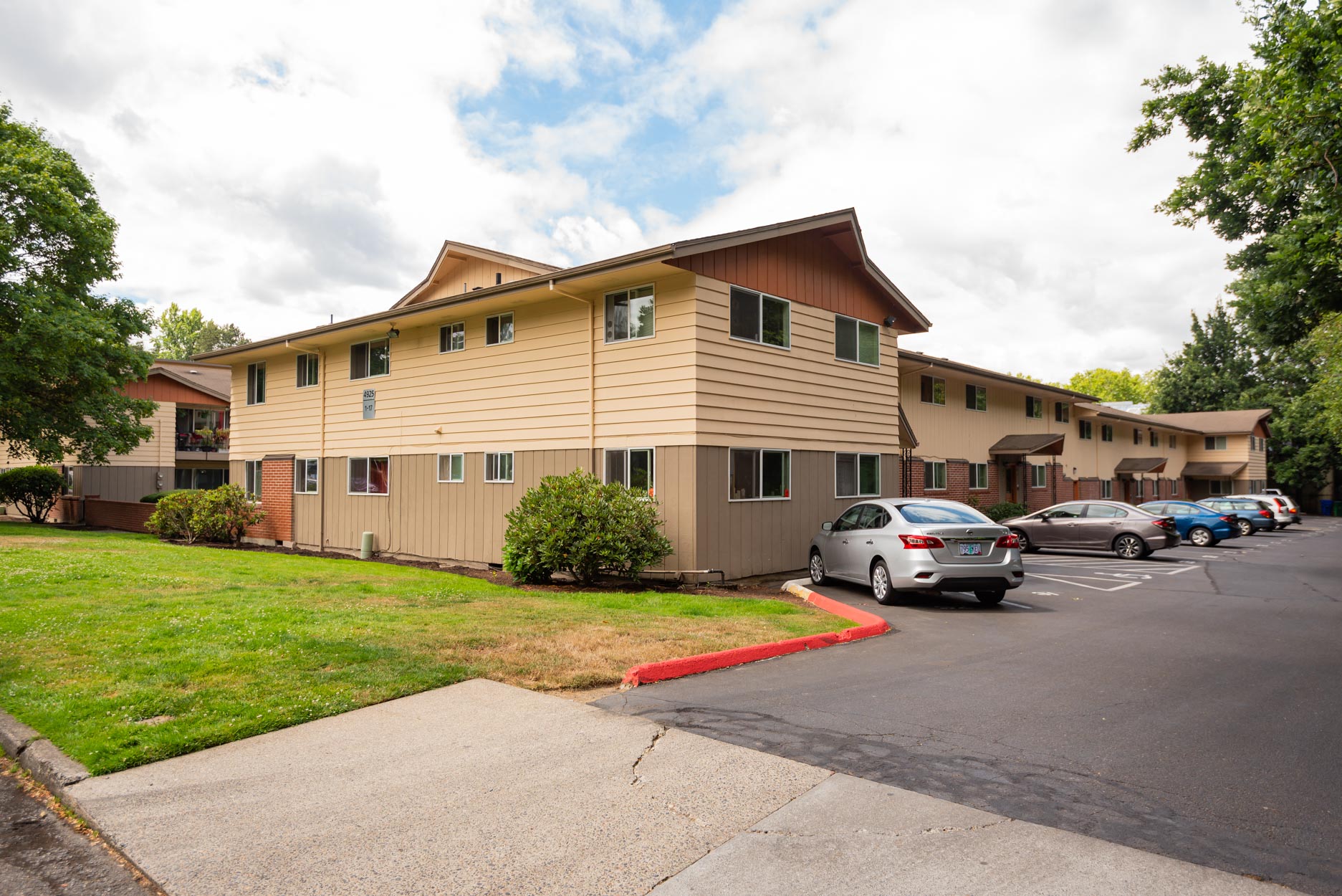 56 Commons | Exterior