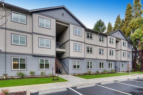 Quatama Woods | Exterior Building