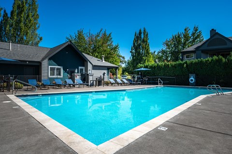 Boulders on the River | Pool