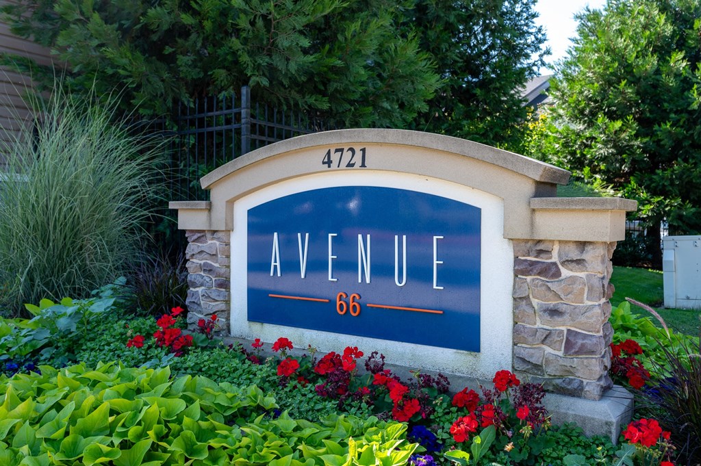 Avenue 66 | Exterior