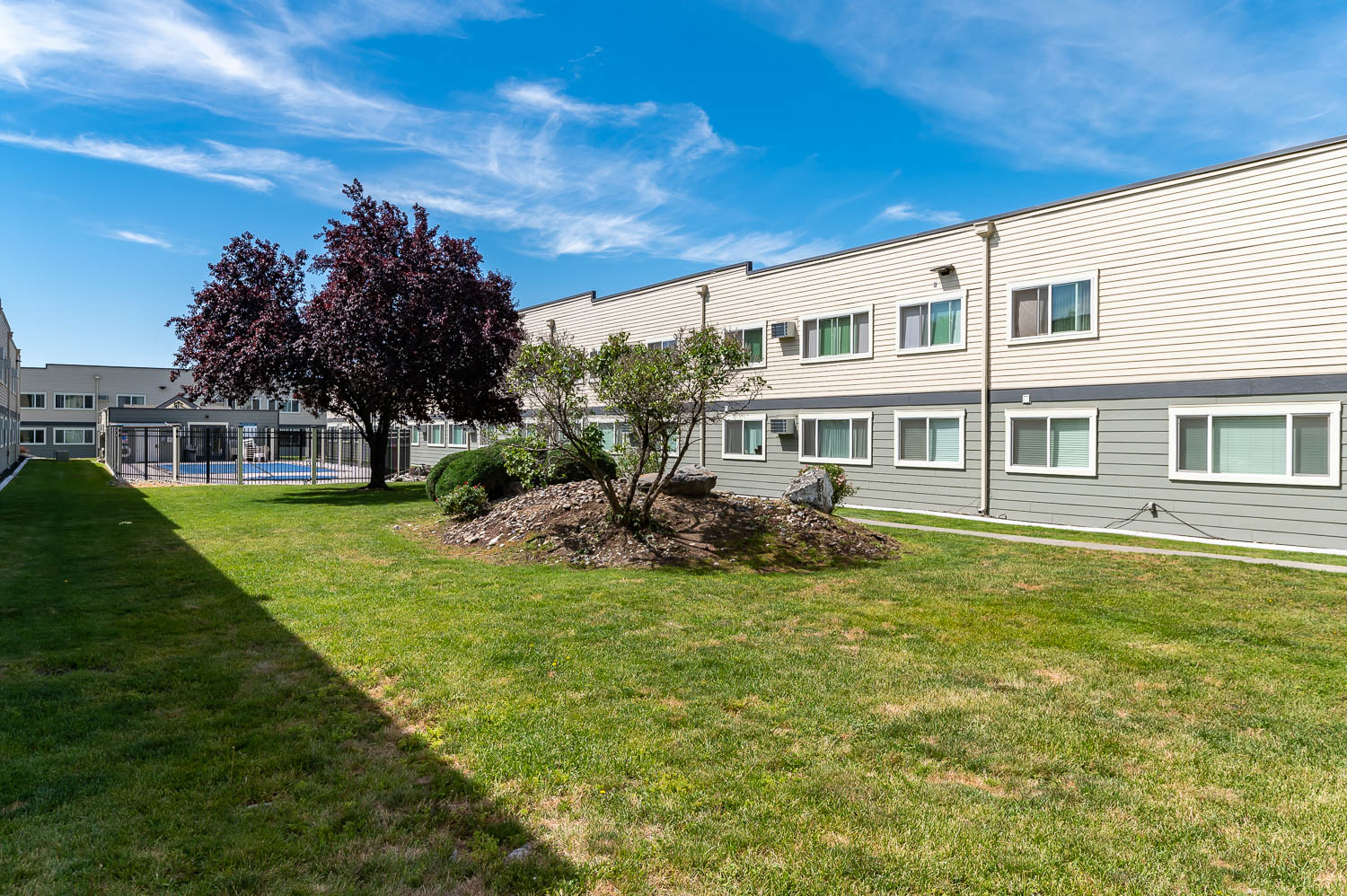 Americana | Exterior Building