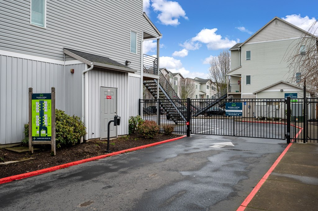sunnyview townhomes gated entrance