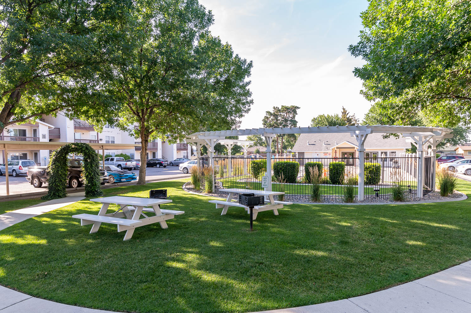 Desertbrook | Exterior Picnic Area