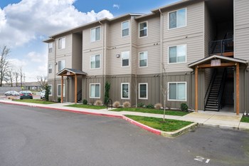 3220 Lansing Avenue NE 2-3 Beds Apartment, Salem, Oregon for Rent - Photo Gallery 12