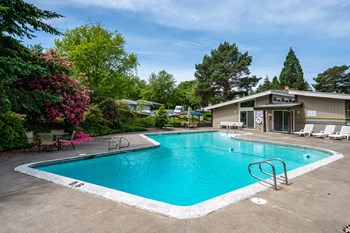 7580 SW Scholls Ferry Road 1-3 Beds Apartment, Portland, Oregon for Rent - Photo Gallery 10