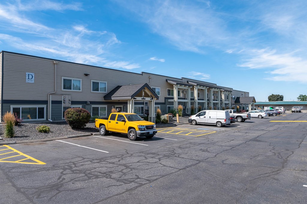 Americana | Exterior of Building