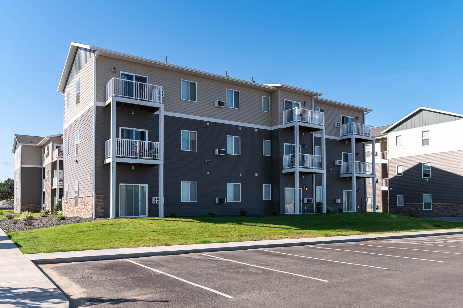 Port View Apartments | Exterior Building