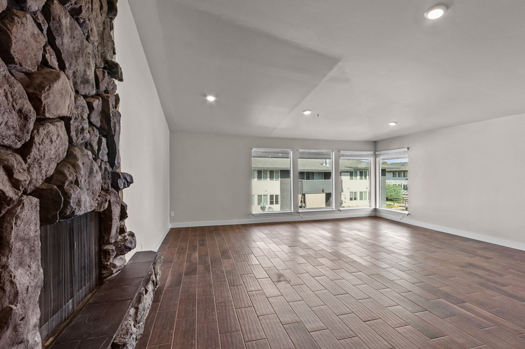 inside view of exterior at Lakeside