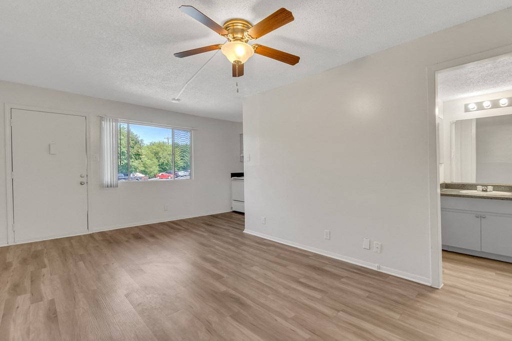 410 Heights | Interior