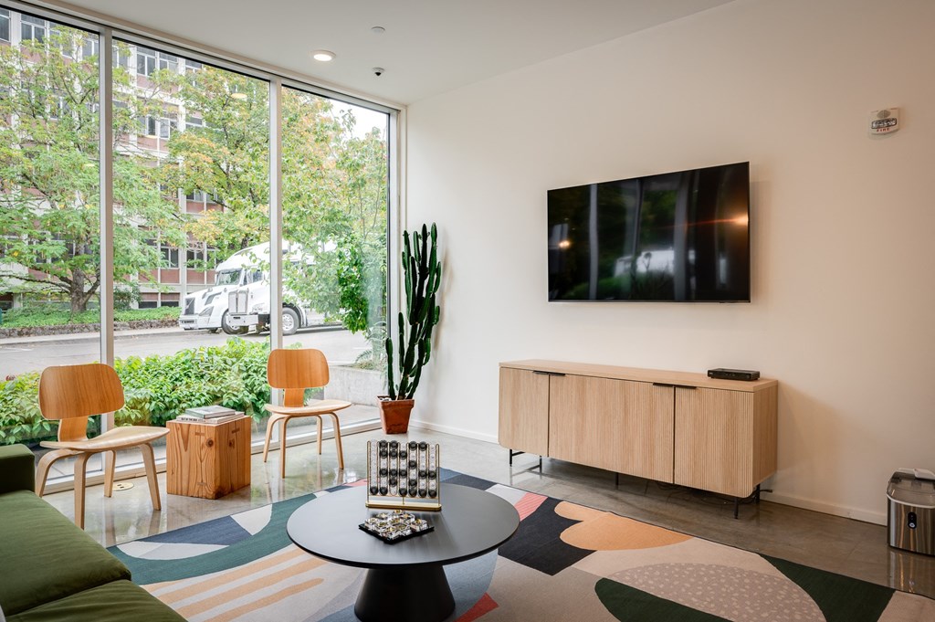 K14 | Resident Lounge