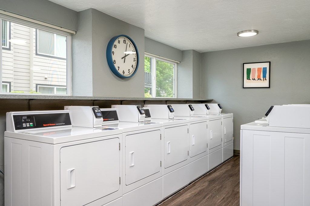 Broadway Center | Laundry