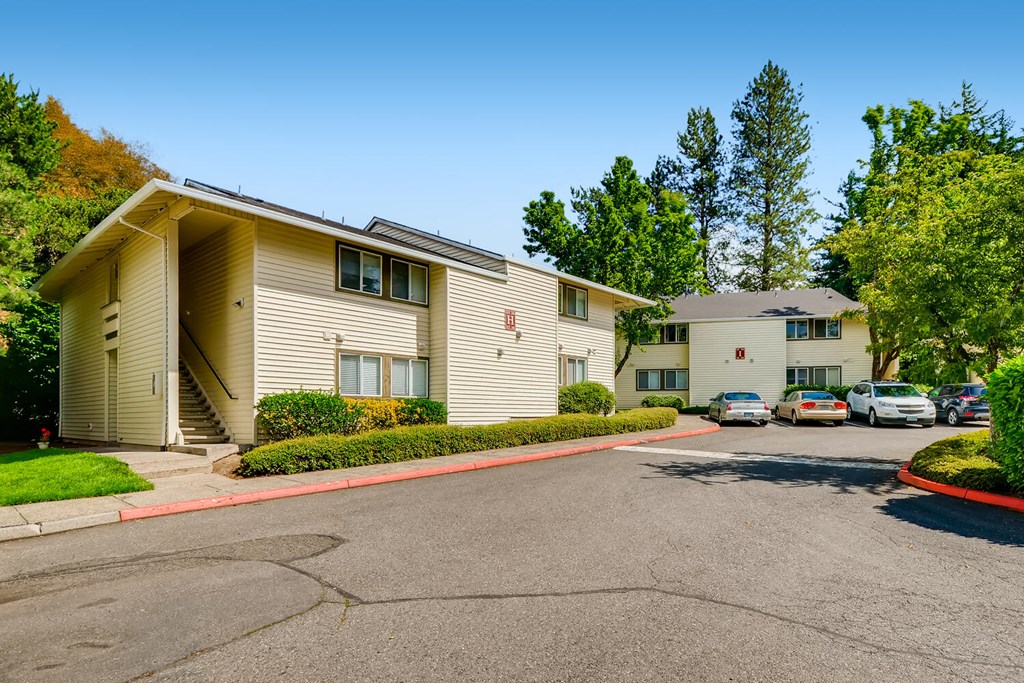 Mountain Knolls | Exterior Building