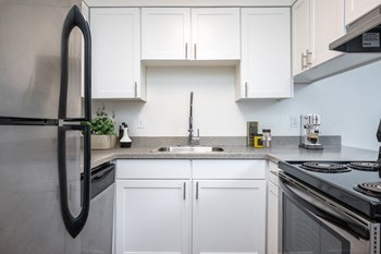 Mountain Knolls | Kitchen Mountain Knolls | Kitchen - Photo Gallery 4