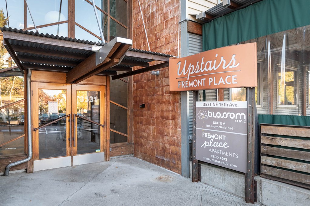 the building in which the apartment is located