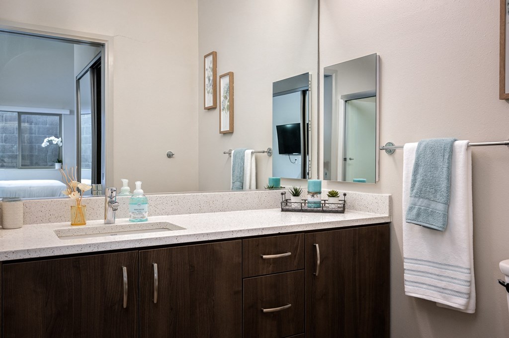 Orchard Crossing | Bathroom