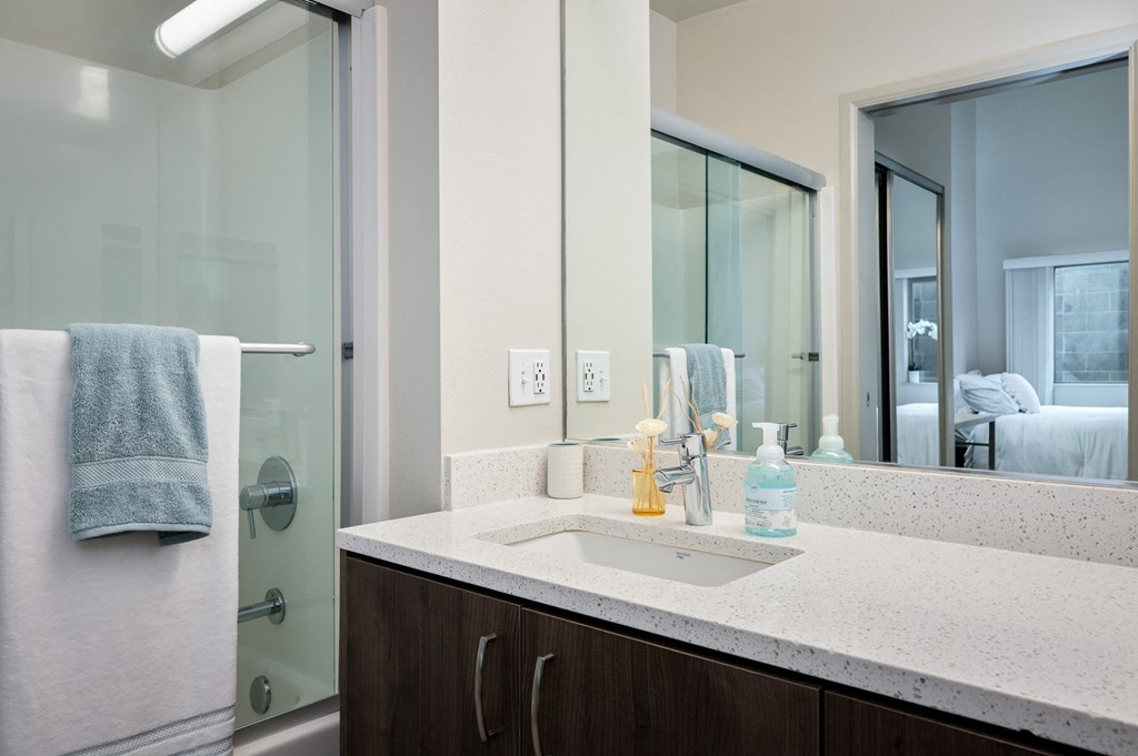 Orchard Crossing | Bathroom