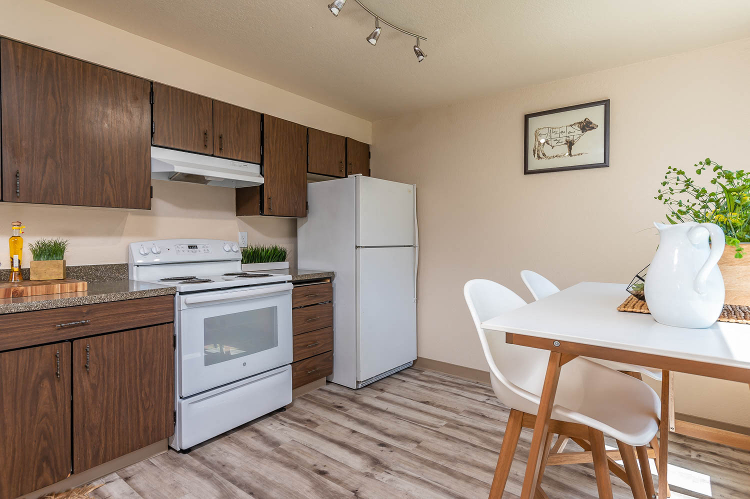 Arlo On 10th Apartments 1105 W 10th Ave Kennewick Wa Rentcafe