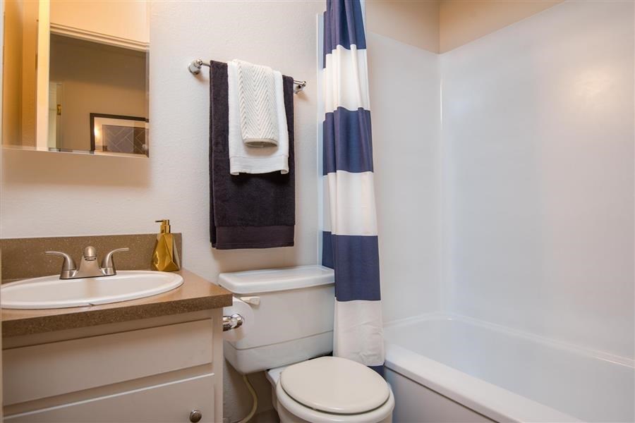 Witham Hill Oaks | Bathroom