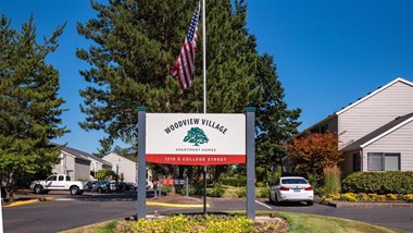 Woodview Village | Monument Sign