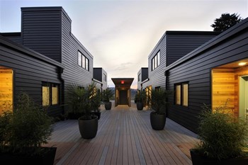 Reliable Apartments | Exterior - Photo Gallery 11
