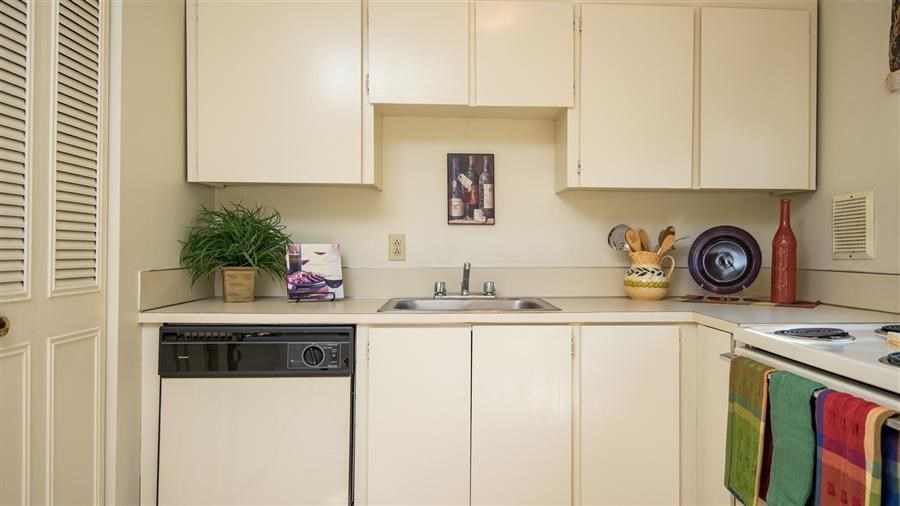 Scotsboro Square | Kitchen