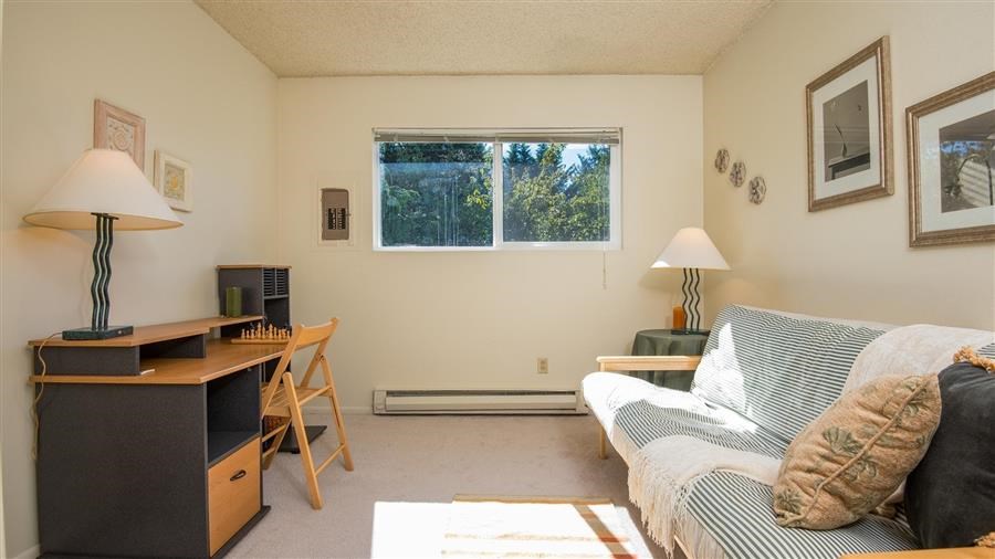 Scotsboro Square | Bedroom