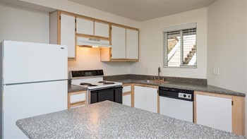 Main Street Village | Kitchen - Photo Gallery 6