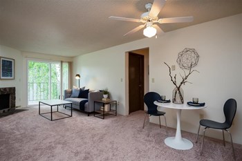 St James on Hall | Living Space - Photo Gallery 4