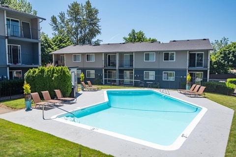 Oak Grove Outdoor Pool