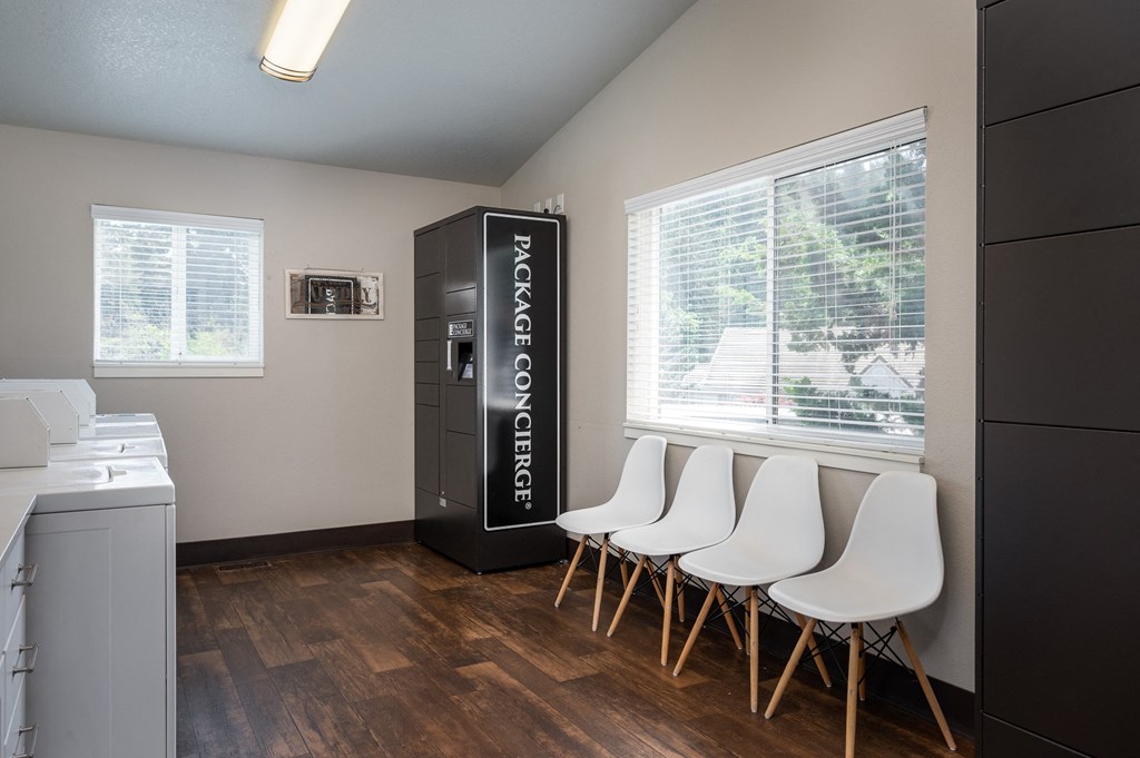 Twin Creeks | Laundry