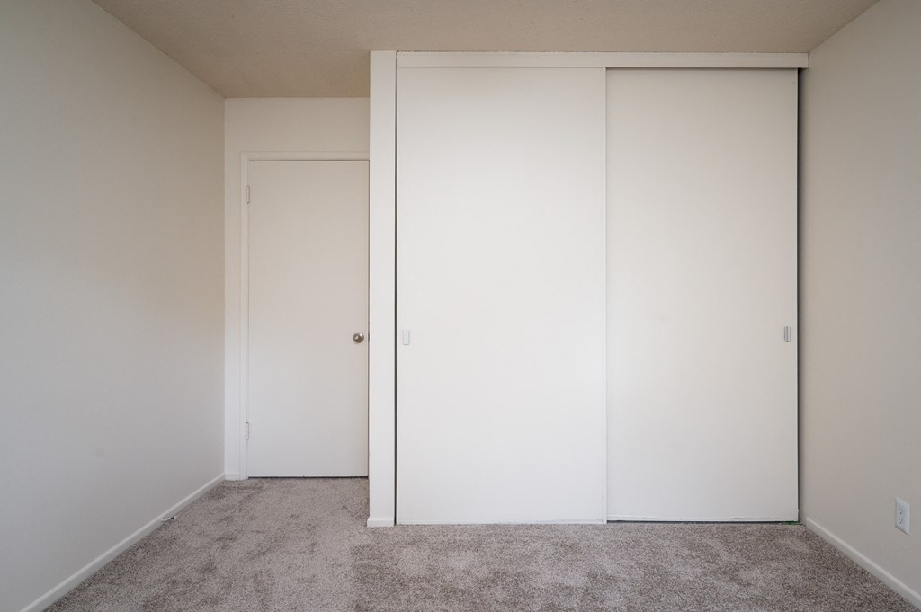 56 Commons | Bedroom