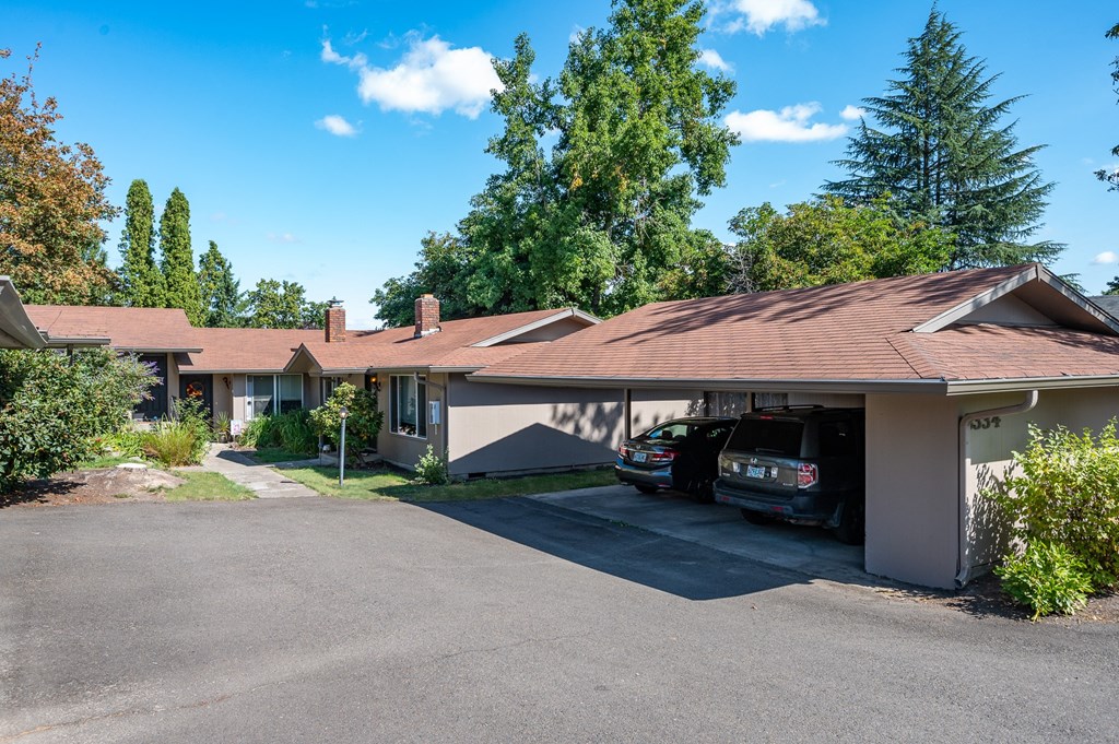 Villa Caprice| Exterior