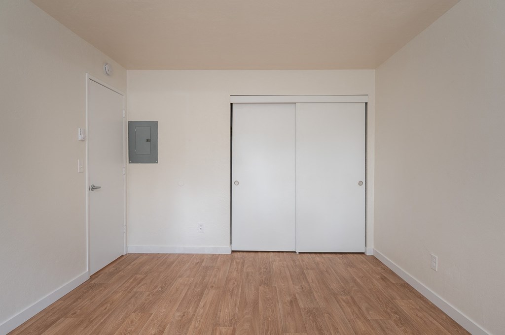 River Run Village Bedroom Closet