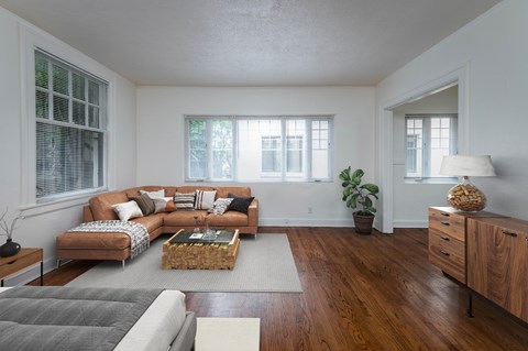 911 SW 21St Ave Studio-1 Apartment for Rent