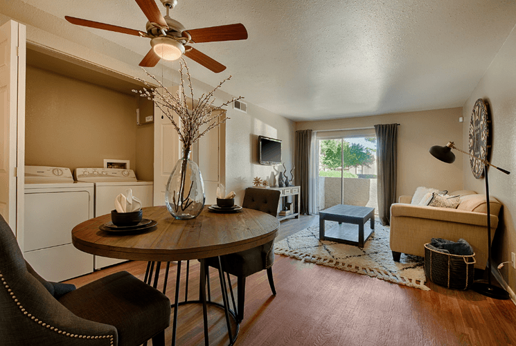 Sycamore Square | Interior