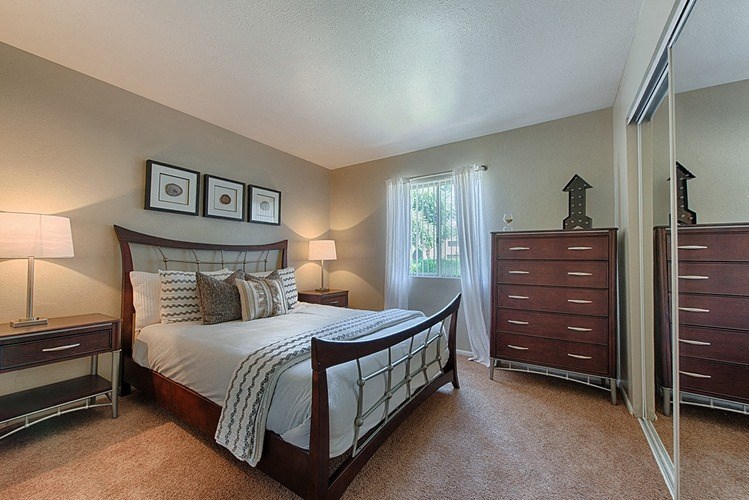 Sycamore Square | Interior