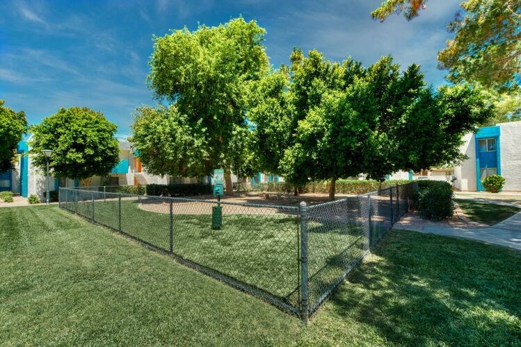 Sycamore Square | Exterior 