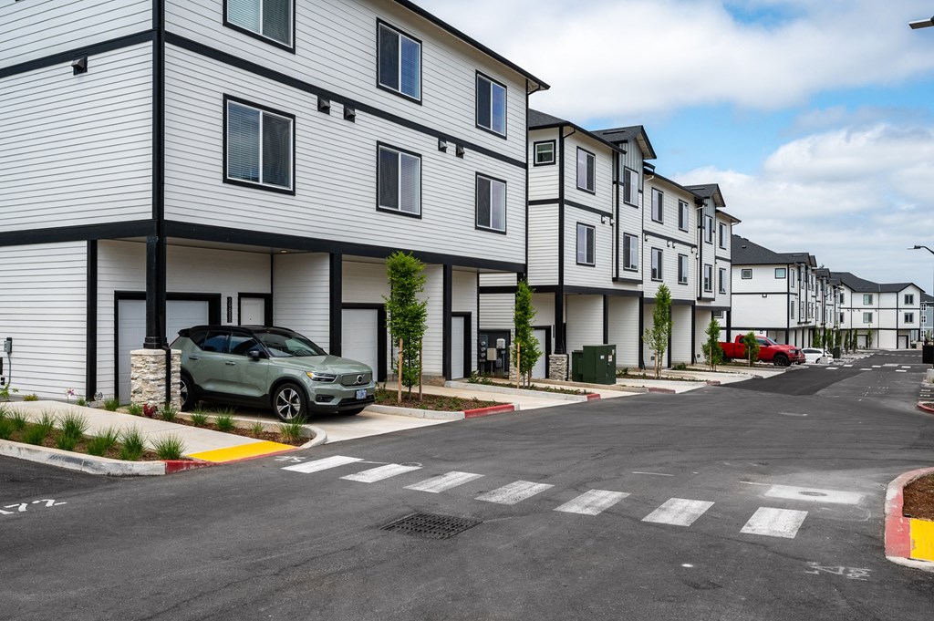 Garage available in Townhomes