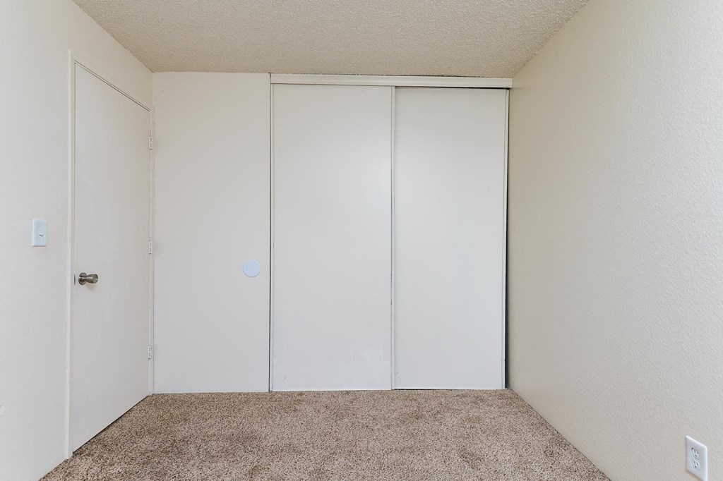 Tamaryn | Duplex Bedroom