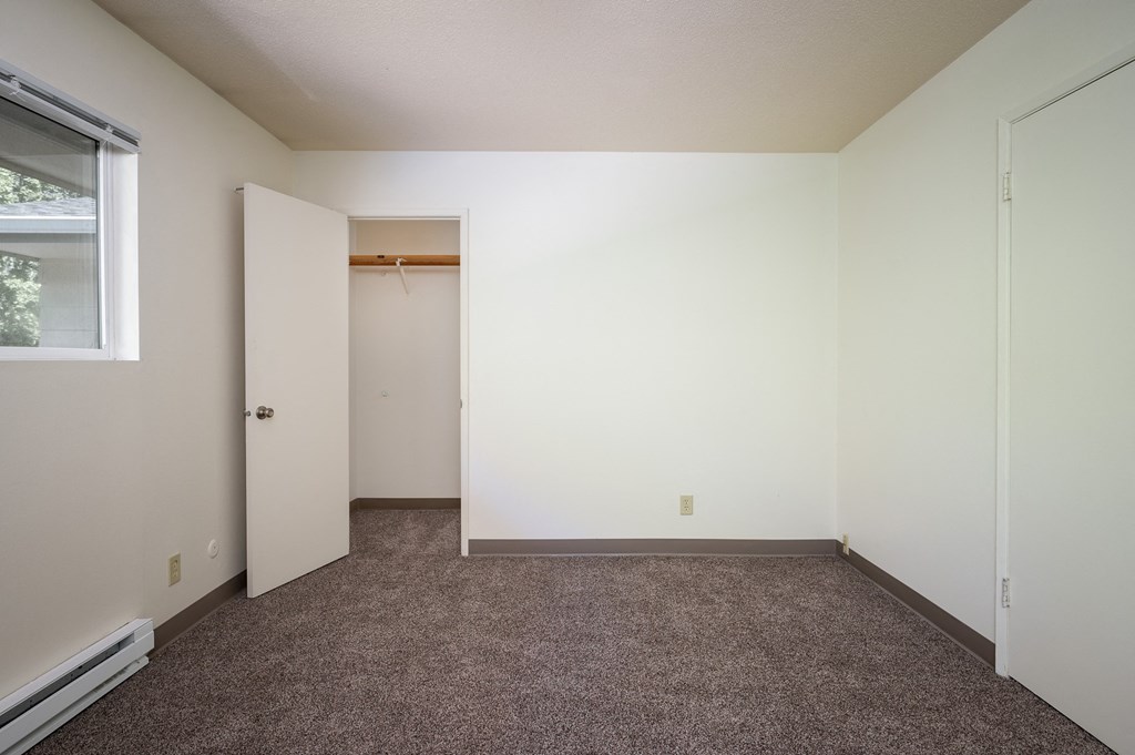 56 Commons | Bedroom