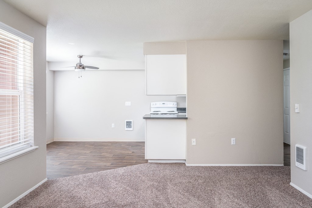 The Crossings| Dining Room