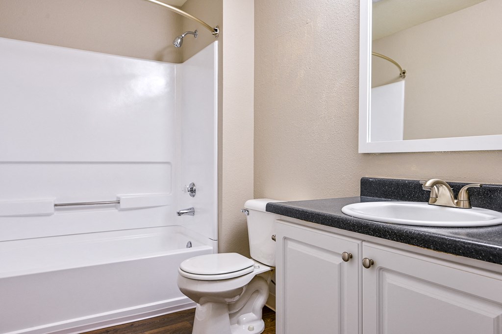 The Crossings| Bathroom